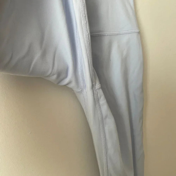 Lululemon Align Double Lined High Rise Legging  Pant 21" Pastel Blue Size 4 - Picture 7 of 8